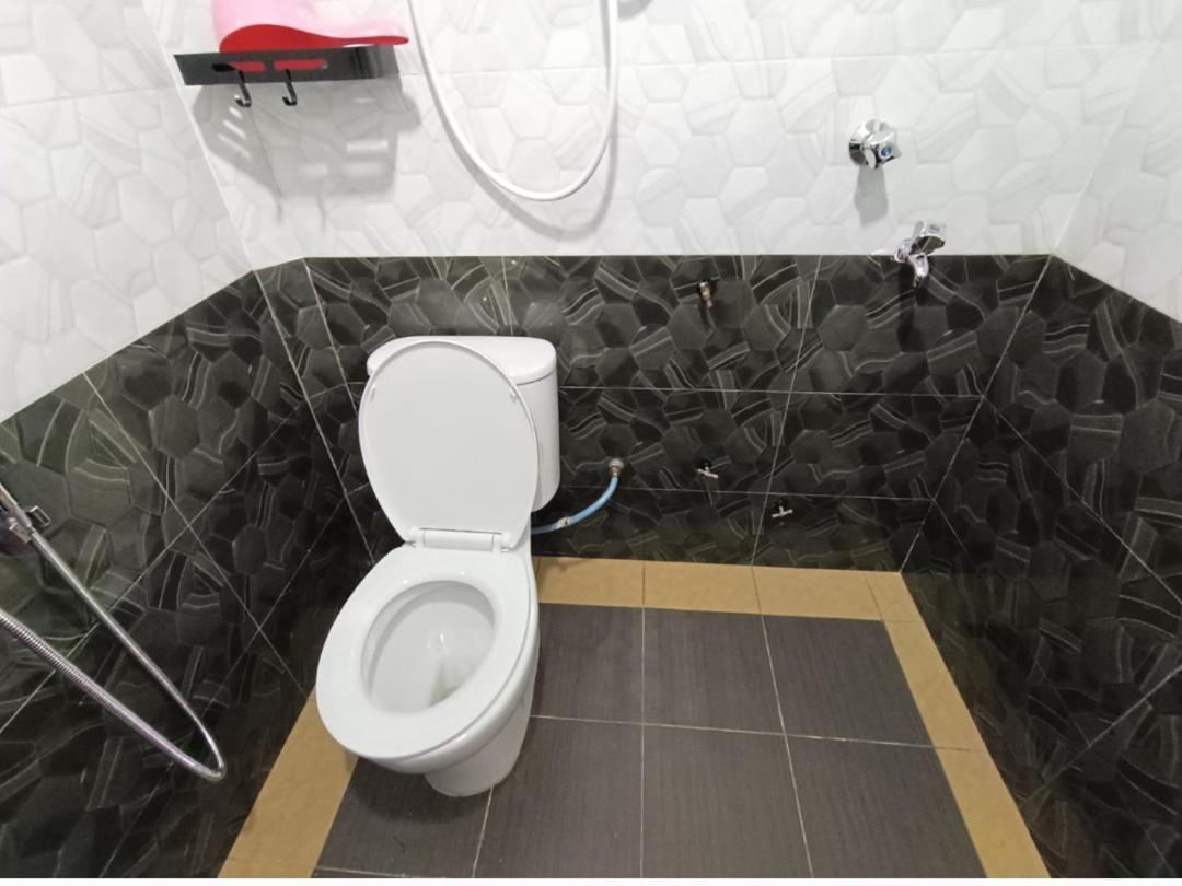 Roomstay Nimaza Bilik 1 Маранг Экстерьер фото